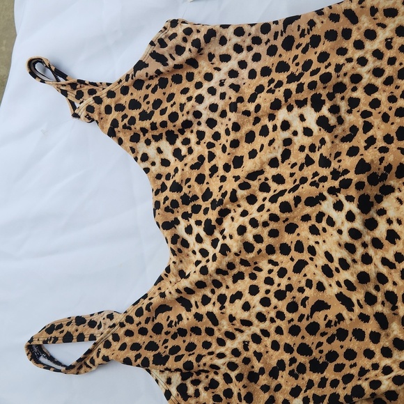 Leopard Print  One Piece Swimsuit - Picture 2 of 5